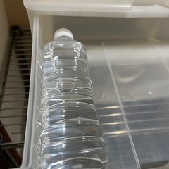 プラスチック棚の画像