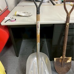 【今週いっぱい】スノースコップ　　雪かき　どれでも一つ500円！の画像