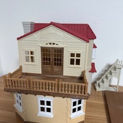 シルバニアファミリー 赤い屋根の大きなお家 箱付きの画像