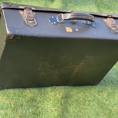 レトロ　トランクの画像
