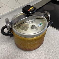 理研　圧力鍋　直径約22cm　の画像