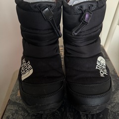 ノースフェイスブーツ22cmの画像