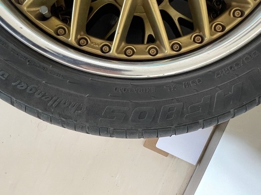 アルミ付きタイヤ　215/50R17