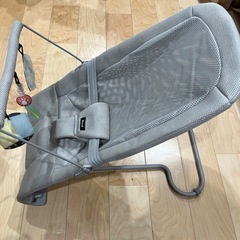 バウンサー リッチェル バウンシングシート　おもちゃ付きの画像