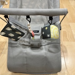 バウンサー リッチェル バウンシングシート　おもちゃ付きの画像
