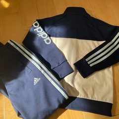 130cm 子供ジャージの画像