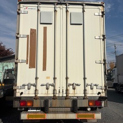 ふそう　ファイター　4トンの画像