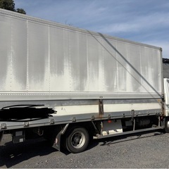 ふそう　ファイター　4トンの画像