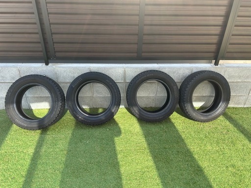 スタッドレスタイヤ【175／65Ｒ15】PIRELLI 20年42週目