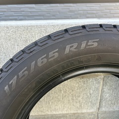 スタッドレスタイヤ【175／65Ｒ15】FIRELLIの画像