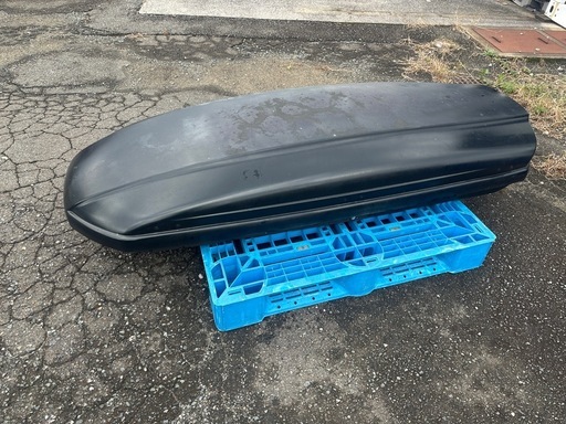 THULE（スーリー）ルーフボックス ＋ ルーフバーセット　約190cm×70cm　ジュラシックパークステッカー付き