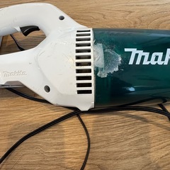 マキタ14.4V充電式クリーナーMCL143Dの画像