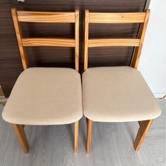 ダイニングテーブルの画像