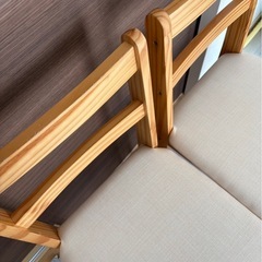 ダイニングテーブルの画像