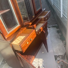 回転式食器棚の画像