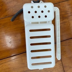 シンク周りで使用するスポンジホルダーの画像