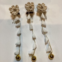 ハンドメイド❣️つまみ細工の髪飾りの画像