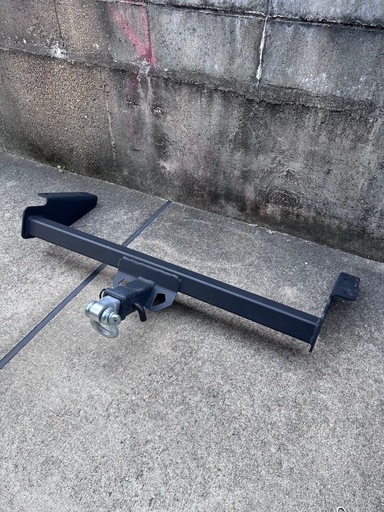 ハイラックス用ヒッチメンバー　シャックルセット　gun125