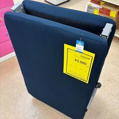 折りたたみベッド ブルー幅62cm×奥行180cm×高さ30cm 【ジャングルジャングル岩出店】【B304】和歌山 岩出市 紀の川市 海南市の画像