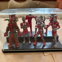 ウルトラファミリー＆怪獣　中古フィギュアの画像