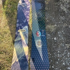 早い者勝ち！格安価格！スノーボードまとめ売り！　４本バートン、サロモンなどの画像