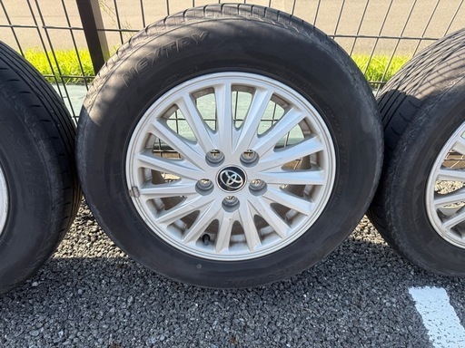 大阪手渡し！ノア 80ハイブリッド　純正アルミホイール タイヤBRIDGESTONE トヨタ 4本セット195 65 15