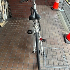 GIANT  ESCAPE  R3　軽量アルミフレーム　3×8speed　ホワイトの画像