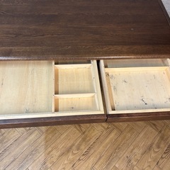 カリモク　学習机の画像