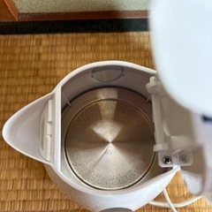 電気ケトルの画像