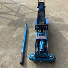 油圧ジャッキ　　ジャンクの画像