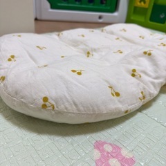 【条件付きで無料！】　抱っこクッション　抱っこ布団の画像