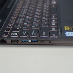 中古良品ノートパソコン 富士通 AH53/B3 第8世代core i7 SSD512GB+HDD1TB メモリー8GB 無線内蔵 Bluetooth ブルーレイ Windows11の画像