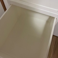 (取り引き中)🚚引越し準備中🌟収納家具　4段　白の画像