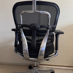 【直接引取限定】エルゴヒューマンプロ　オットマン内蔵型の画像