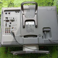 SHARP  液晶カラーテレビ　LC-20D10　の画像