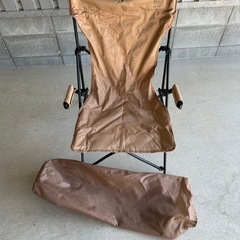 Qualzキャンプ用イス2個の画像