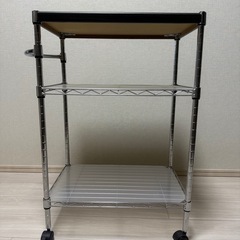 3段スチールワゴン
の画像