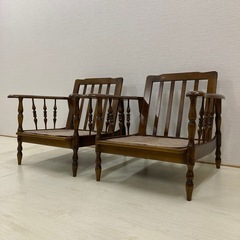 商談中カリモク　コロニアル　アームチェア　2脚セット　一人掛けソファ　フレームのみ　本体のみの画像