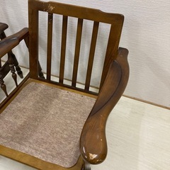 商談中カリモク　コロニアル　アームチェア　2脚セット　一人掛けソファ　フレームのみ　本体のみの画像