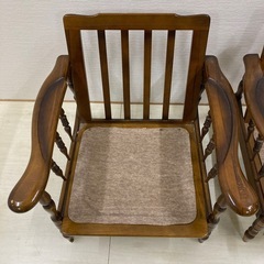 商談中カリモク　コロニアル　アームチェア　2脚セット　一人掛けソファ　フレームのみ　本体のみの画像