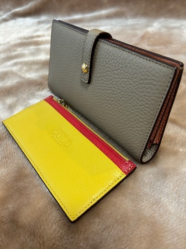 ココセリュックスゴールドCOCOCELUX GOLDロングウォレットフラップ式二つ折り長財布二つ折り財布折財布さいふサイフwallet小銭入れ有小銭入れアリ 小銭入れあり 小銭入れ付きグレイグレー灰色系ピンク桃色系イエロー黄色系バイカラーレザーレディース女性用