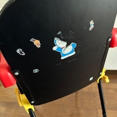 ミッキーマウスのベビーチェアの画像