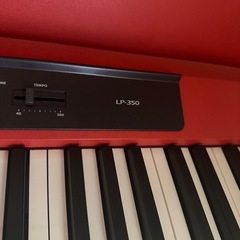 電子ピアノの画像