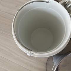 シンプルヒューマン　パール金属　ペダル式ゴミ箱　ダストボックスの画像