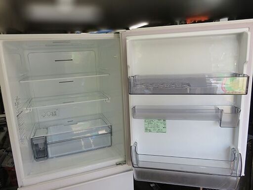 【自社配送は札幌市内限定】東芝 TOSHIBA 自動製氷機付き冷蔵庫(326L・右開き) 3ドア マットホワイト GR-U33SC(WU) 2023年製