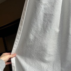 カーテンの画像