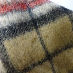 ( E-63 )Edinburgh エディンバラ ラムウール１００％ マフラー ベージュ チェック柄 中古の画像