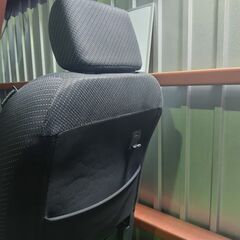 スズキ SUZUKI パレット MK21S 助手席シート フロントシート 左の画像