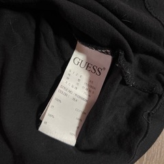 GUESS Tシャツの画像