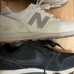 NIKEとニューバランスの画像